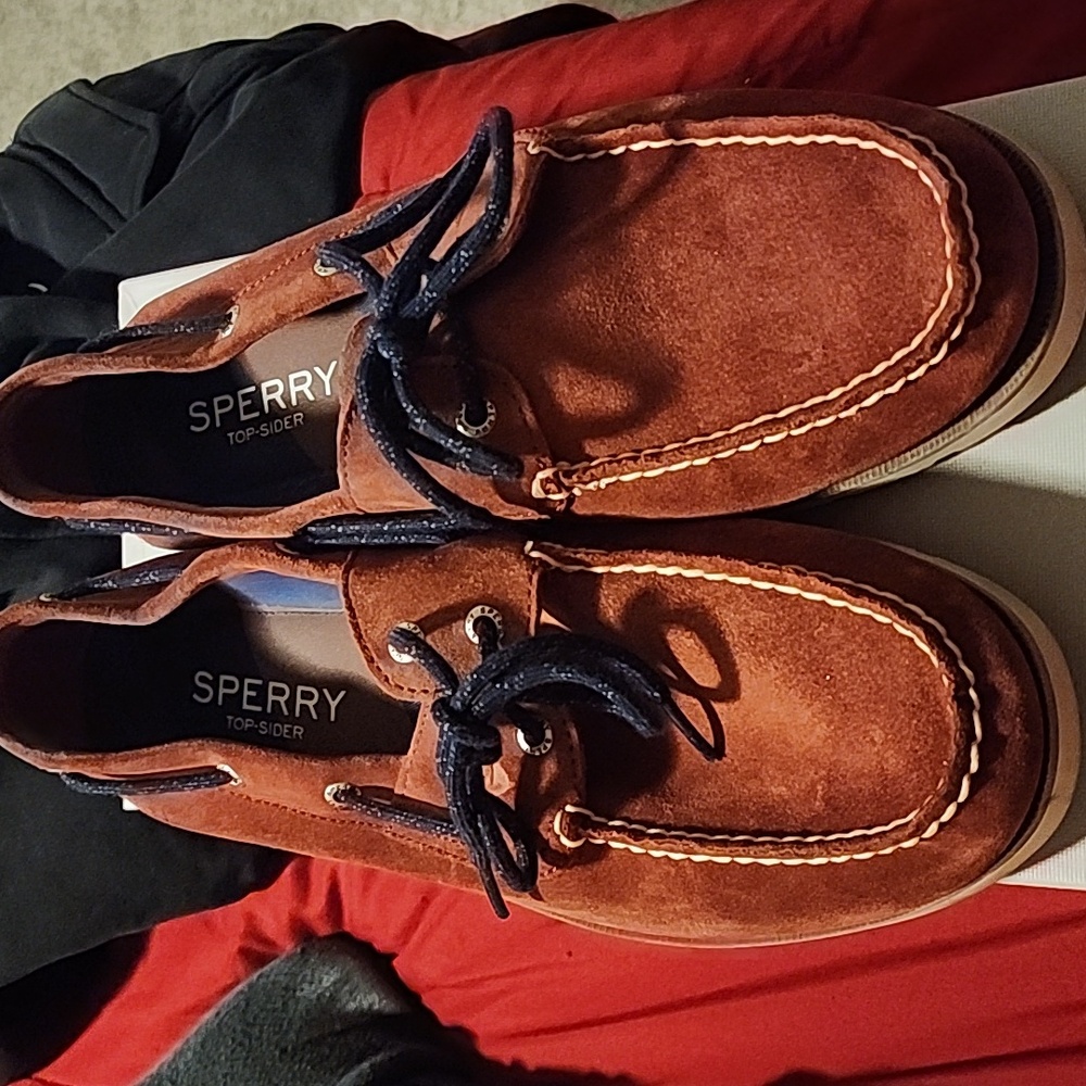 Mens Sperry's Size 11 Boat shoe gently worn no box gentle wear Maroon color